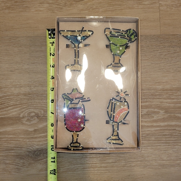 Napkin Rings Set of 4 Home Decor Cocktail Drinks Beaded New - Picture 2 of 4